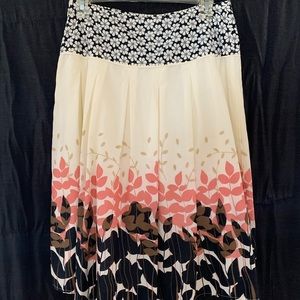 Apt 9 Flowered Skirt